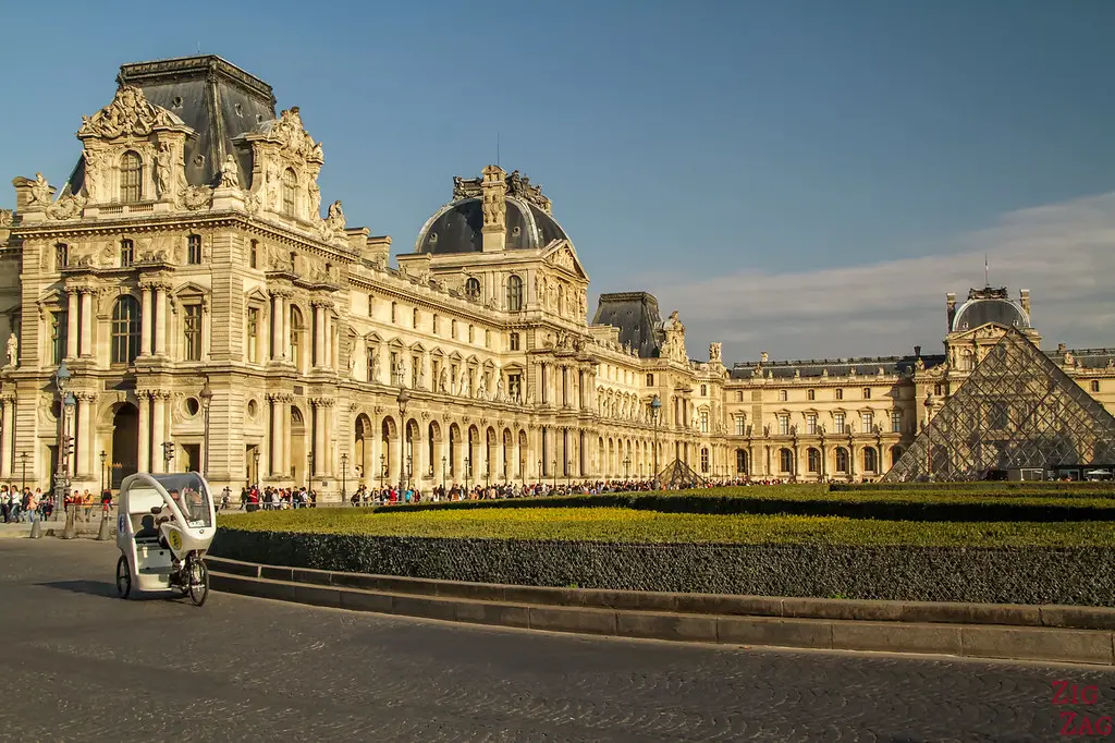 Prettiest squares in Europe - Place du Carrousel, Paris