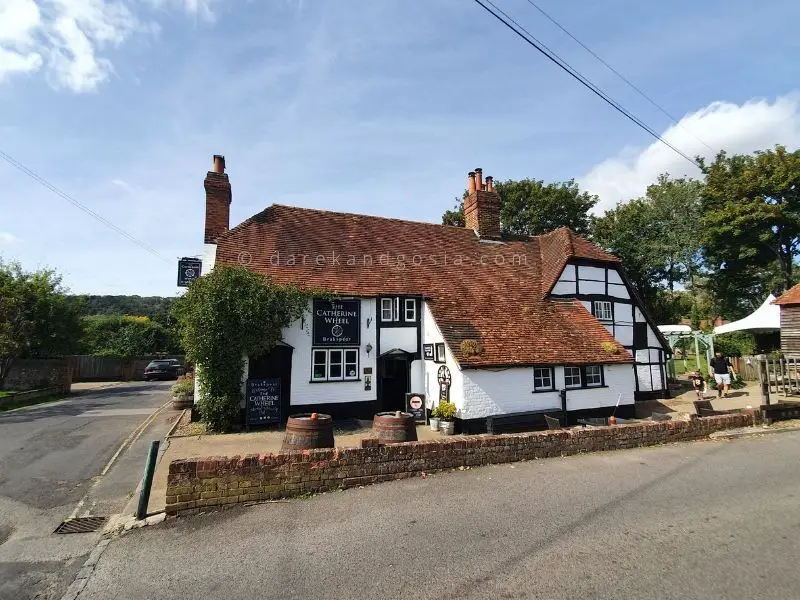 Best villages in England - Goring on Thames, Oxfordshire