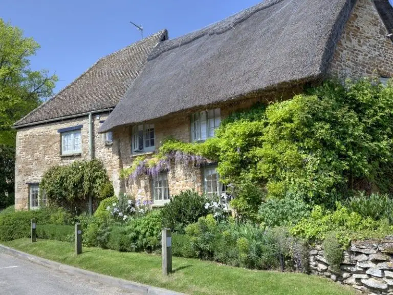 Best Cotswold villages to visit - TOP 25 Cotswolds villages!